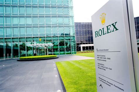 entrepot rolex en feu|Gros dégagement de fumée chez Rolex .